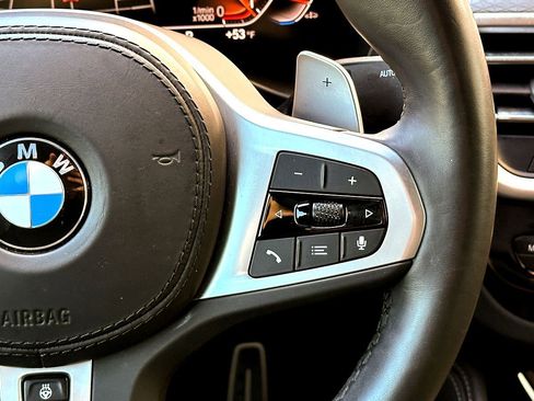 Certified 2025 BMW X4 xDrive30i w/ Premium Package image 25