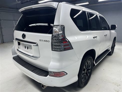 Used 2023 Lexus GX 460 Premium image 12