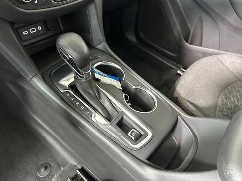 Used 2024 Chevrolet Equinox LT image 20