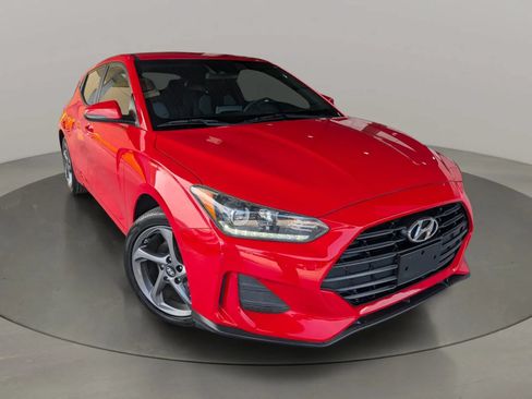 Used 2019 Hyundai Veloster 2.0 FWD image 7