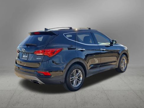 Used 2017 Hyundai Santa Fe Sport image 6