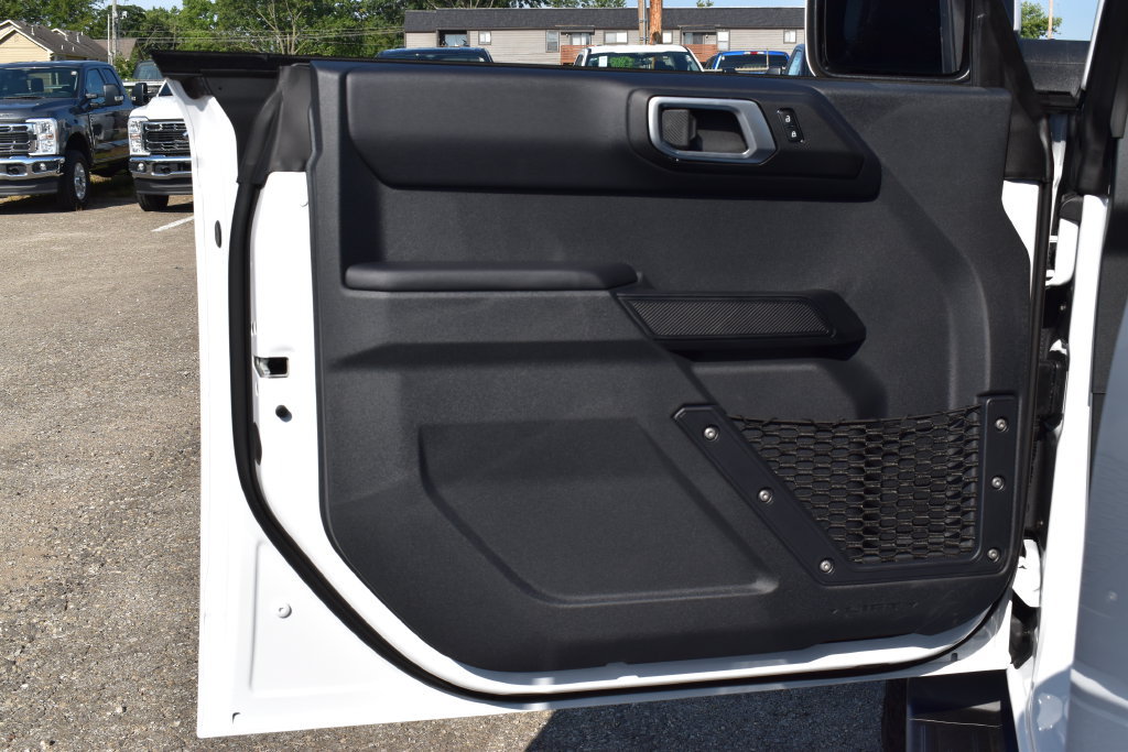 New 2026 Ford Bronco Outer Banks w/ Sasquatch Package AWD/4WD image 26