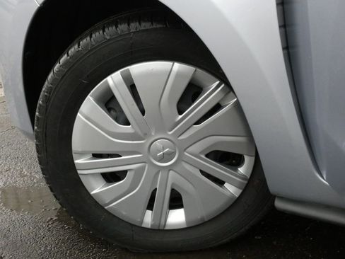 Used 2024 Mitsubishi Mirage ES image 29