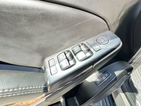 Used 2018 Chevrolet Tahoe LT AWD/4WD image 22