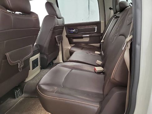 Used 2018 RAM 1500 Laramie Longhorn AWD/4WD image 7
