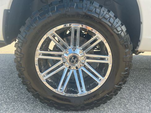 Used 2019 RAM 1500 Classic SLT image 27