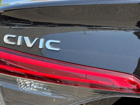 Used 2024 Honda Civic LX image 27