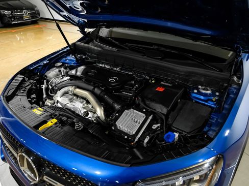 Used 2024 Mercedes-Benz GLB 250 image 46