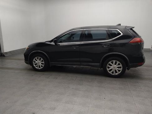 Used 2018 Nissan Rogue S FWD image 3