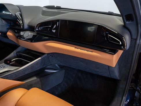 Used 2025 Ferrari Purosangue image 21