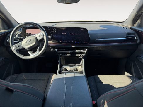 Used 2024 Chevrolet Traverse Z71 image 10