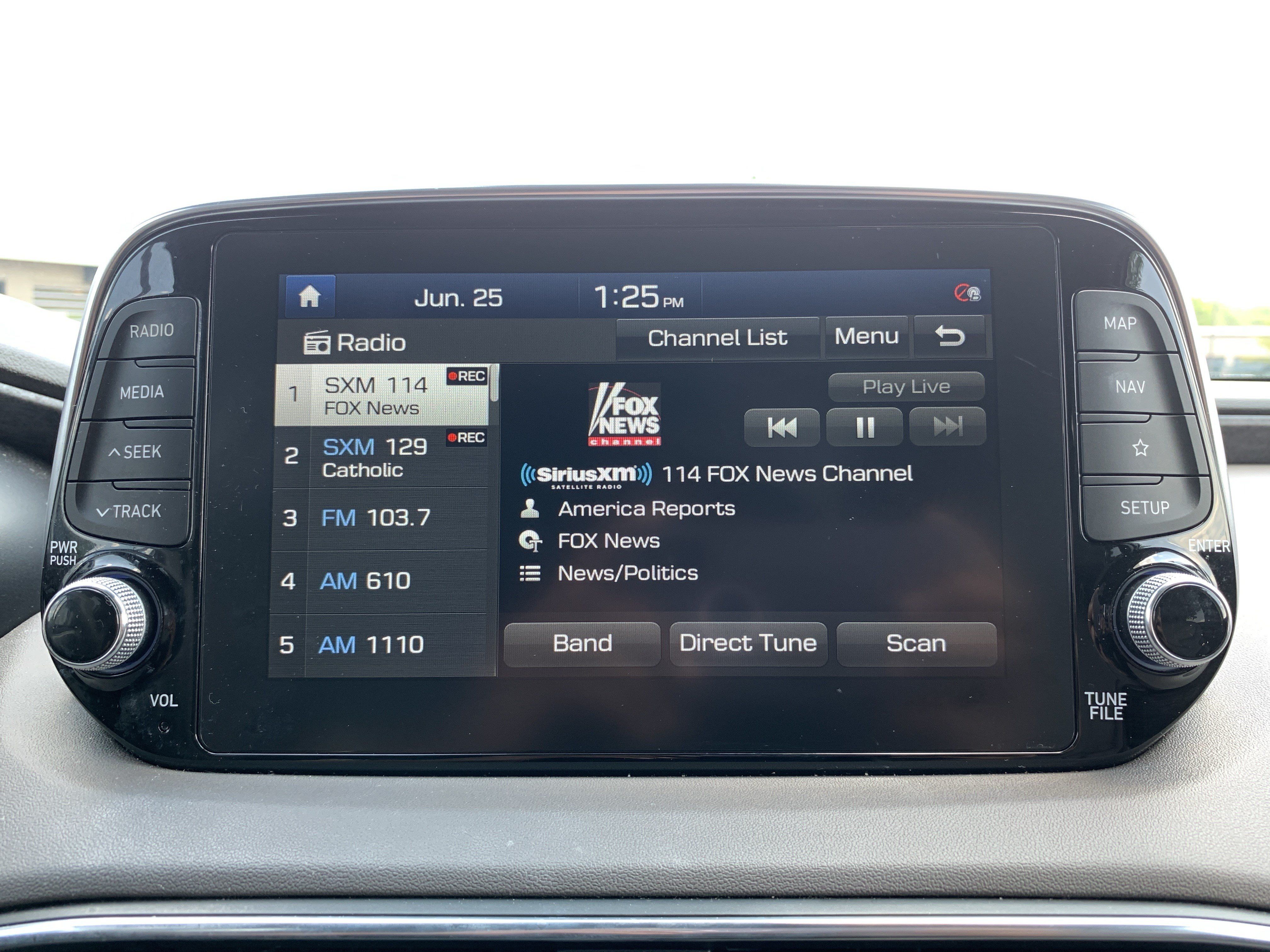 Used 2020 Hyundai Santa Fe Limited w/ Cargo Package FWD image 23