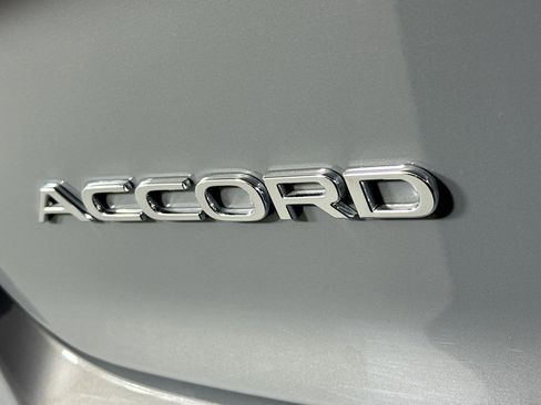 Used 2024 Honda Accord Sport image 8