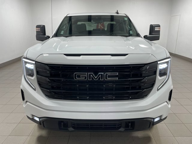 Used 2024 GMC Sierra 1500 Elevation w/ LPO, Elevation Black Package AWD/4WD image 2