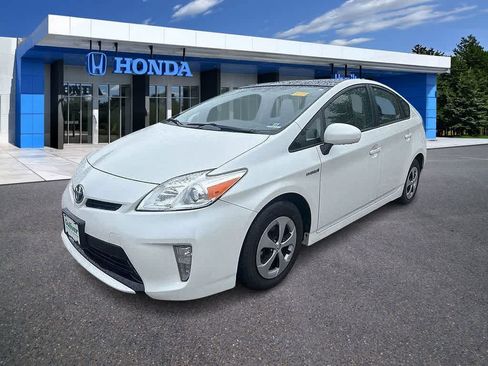 Used 2013 Toyota Prius Four w/ Deluxe Solar Roof Pkg FWD image 1