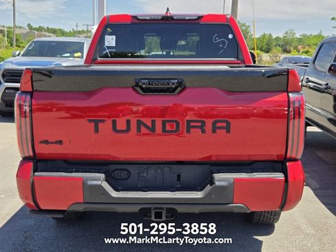 Used 2024 Toyota Tundra Platinum AWD/4WD image 6