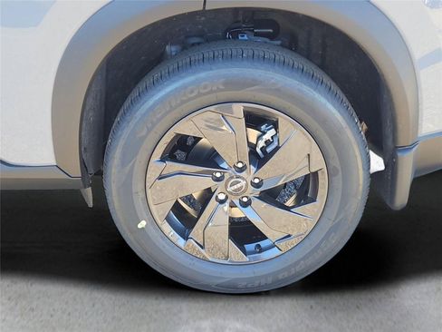 New 2026 Nissan Rogue SV AWD/4WD image 4