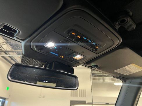 Used 2022 Ford Bronco Wildtrak image 23