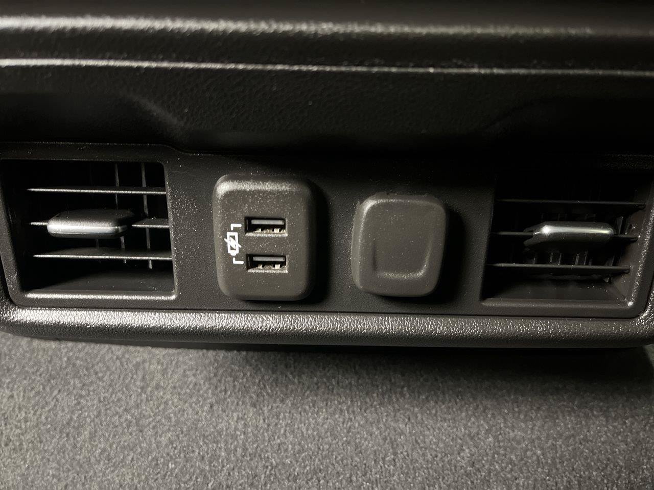 Certified 2022 Chevrolet Silverado 1500 LT AWD/4WD image 13