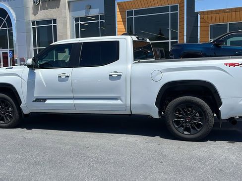 Used 2026 Toyota Tundra Platinum w/ TRD Off-Road Package AWD/4WD image 9