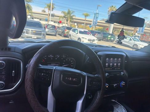 Used 2019 GMC Sierra 1500 SLT w/ SLT Premium Plus Package image 5