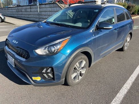 Used 2022 Kia Niro EX image 1