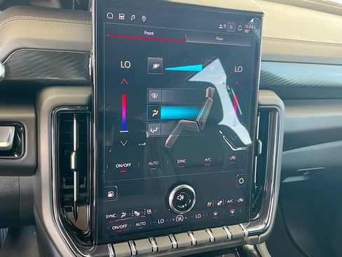 New 2026 GMC Yukon AT4 w/ AT4 Premium Plus Package AWD/4WD image 11