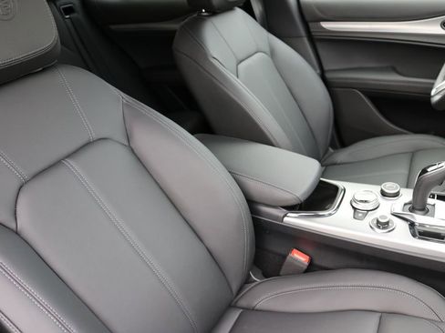 New 2025 Alfa Romeo Stelvio Sprint image 37