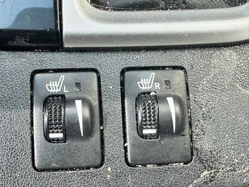 Used 2019 Toyota Highlander XLE AWD/4WD image 15