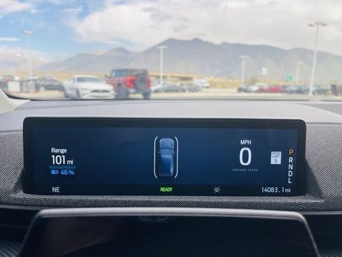 Used 2024 Ford Mustang Mach-E Premium image 9