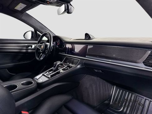 Used 2020 Porsche Panamera GTS AWD/4WD image 37