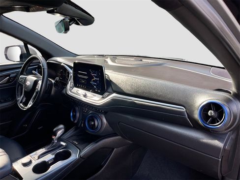 Used 2024 Chevrolet Blazer RS w/ Driver Confidence II Package image 28