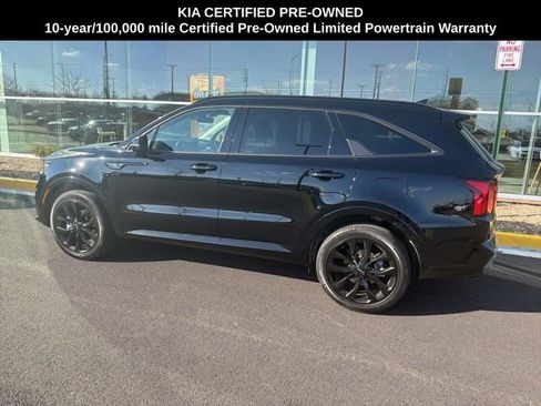 Certified 2023 Kia Sorento SX image 8