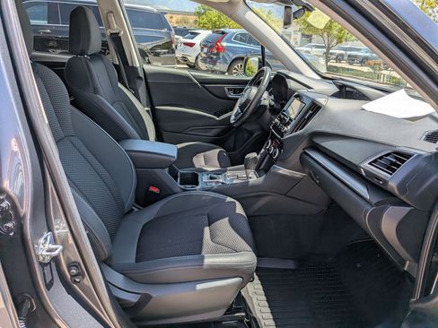 Used 2024 Subaru Forester Premium AWD/4WD image 29