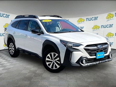Used 2023 Subaru Outback Premium image 1