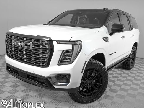Used 2026 GMC Yukon Denali Ultimate AWD/4WD image 1