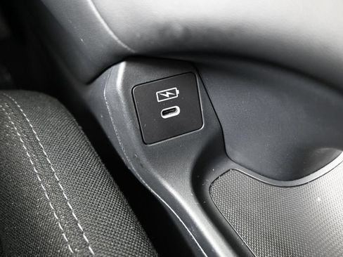 Used 2025 Honda HR-V LX image 26