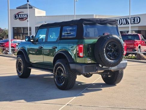 Used 2022 Ford Bronco 4-Door image 3