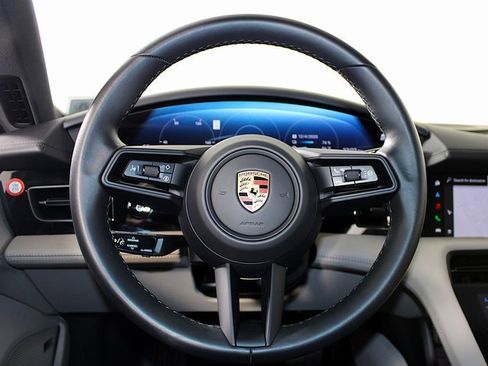 Used 2023 Porsche Taycan 4S image 17