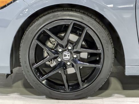 Used 2023 Honda Civic Sport image 12