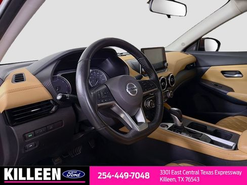 Used 2023 Nissan Sentra SV w/ SV Premium Package FWD image 10