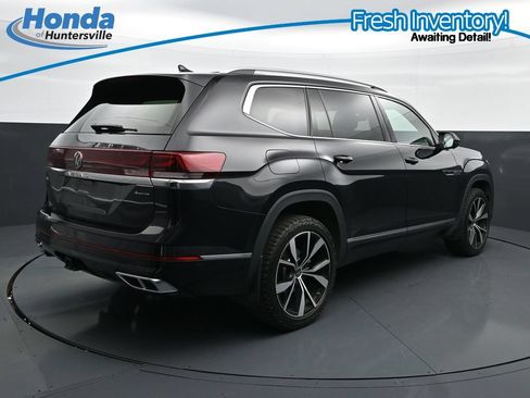 Used 2024 Volkswagen Atlas SEL Premium R-Line AWD/4WD image 10