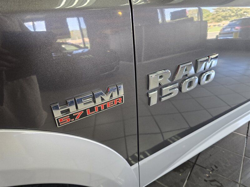 Used 2015 RAM 1500 Laramie w/ Convenience Group AWD/4WD image 29