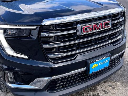 Used 2024 GMC Acadia Elevation image 30