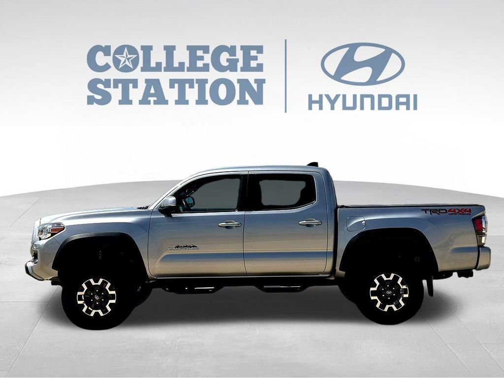 Used 2020 Toyota Tacoma TRD Off-Road w/ Technology Package AWD/4WD image 7