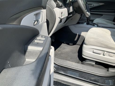Used 2018 Honda Pilot EX image 21