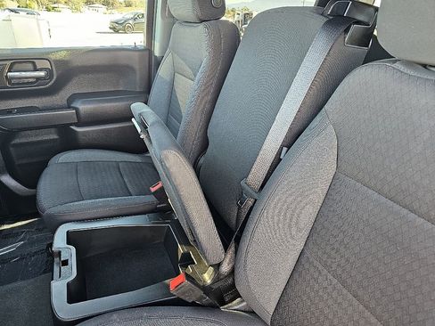 Used 2024 Chevrolet Silverado 1500 Custom image 30