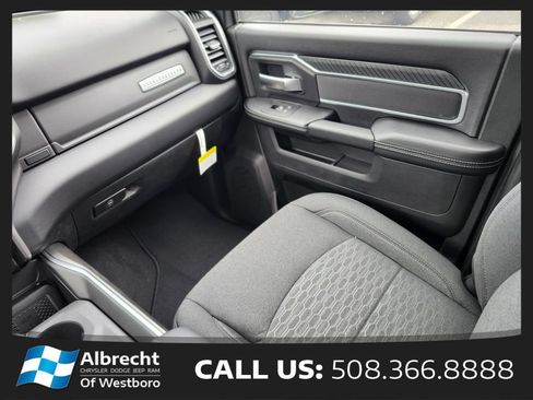 New 2026 RAM 2500 Big Horn AWD/4WD image 15
