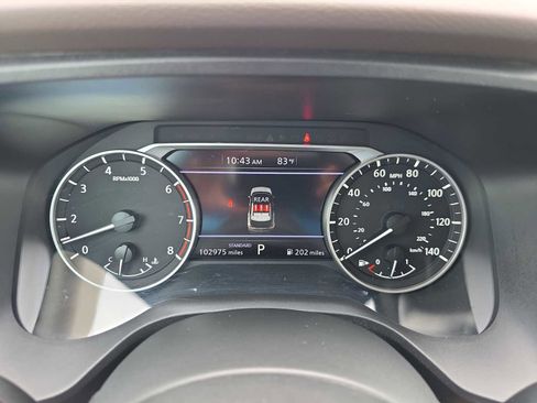 Used 2023 Nissan Rogue S FWD image 35