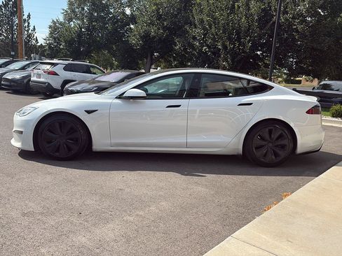 Used 2022 Tesla Model S Plaid AWD/4WD image 5